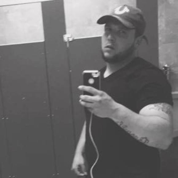 Meet your Posher, Mikey - Picture 1 of 1